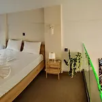 House Loft דירה קלמאטה